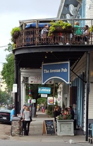 the avenues pub cropped